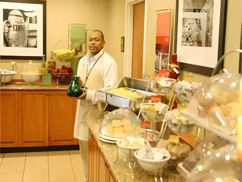 Quality Inn Florissant-St Louis Restauration Photos