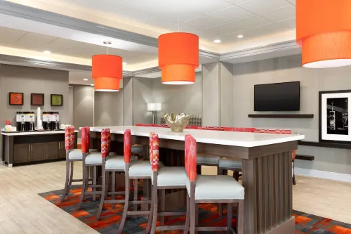 Hampton Inn North Olmsted Cleveland Airport Public Areas Photos
