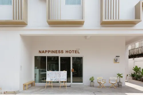 Nappiness Hotel Exterior Photos