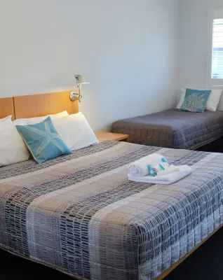 Culburra Beach Motel Rooms Photos