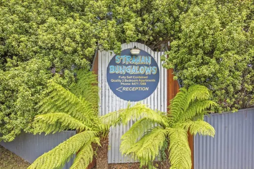 Strahan Bungalows Extérieur Photos