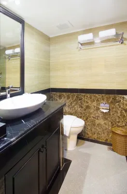 Golden Boutique Hotel Melawai Photos