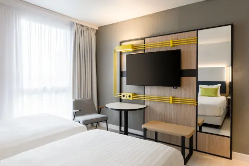 Courtyard Paris Creteil Rooms Photos