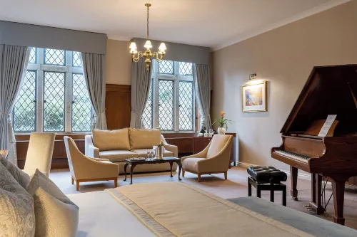 Ashdown Park Hotel Rooms Photos