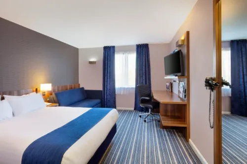 Holiday Inn Express Poole Chambres Photos