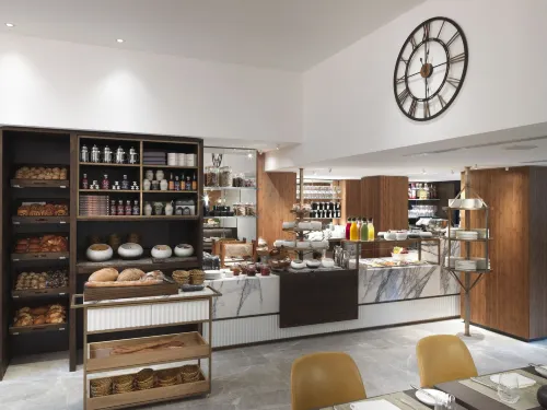 The Athenaeum Hotel & Residences Ristorazione Photos