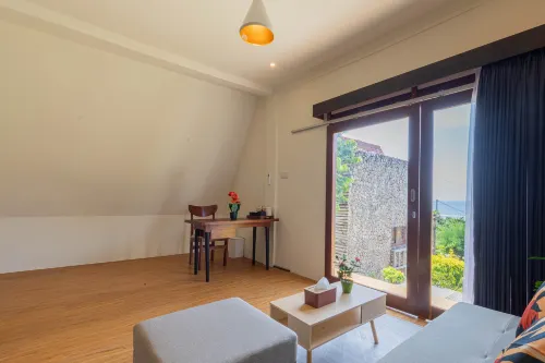 Kabeh Jati Garden Villa & Restaurant Huoneet Photos