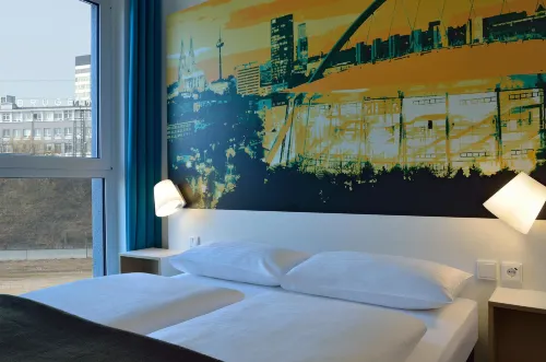 B&B HOTEL Köln-Messe Chambres Photos