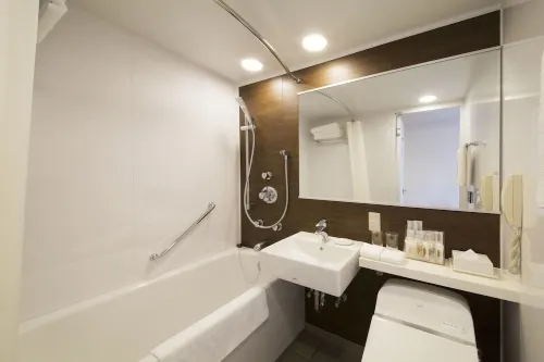 ANA Crowne Plaza Osaka Kamar Photos