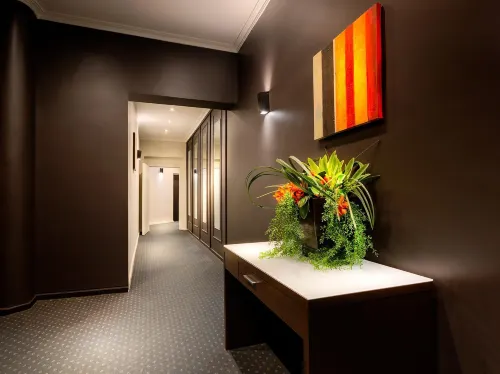 Crest on Barkly Hotel Public Areas Photos