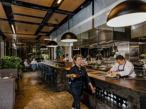 Novotel Brisbane South Bank Dining Photos