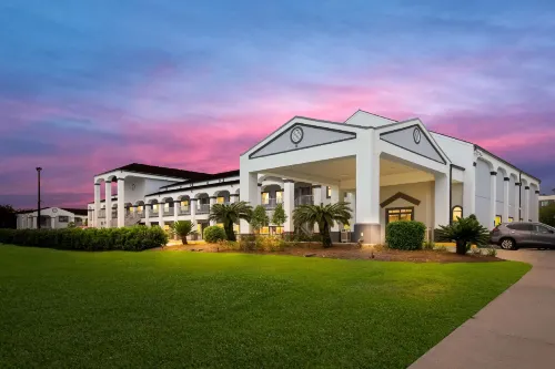 Best Western la Place Inn Esterni Photos