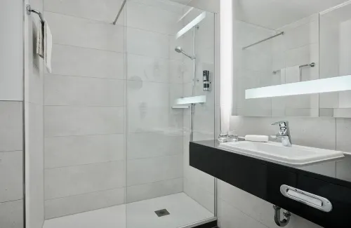 Leonardo Hotel Munich Arabellapark Rooms Photos