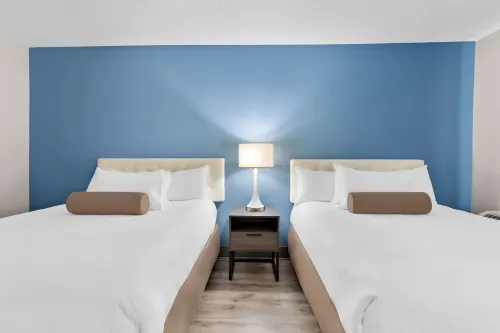 SureStay Plus by Best Western Windsor Phòng Photos