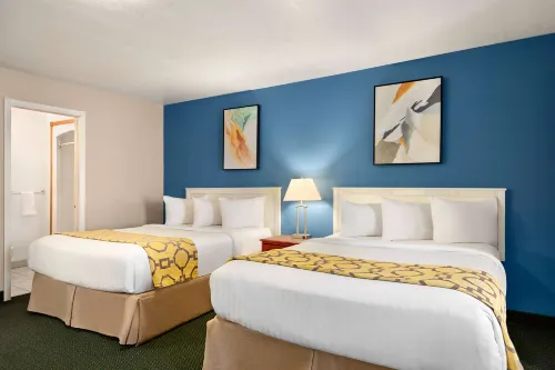 Baymont by Wyndham Hinton Chambres Photos