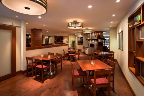 Four Points by Sheraton Hotel & Conference Centre Gatineau-Ottawa Restauration Photos