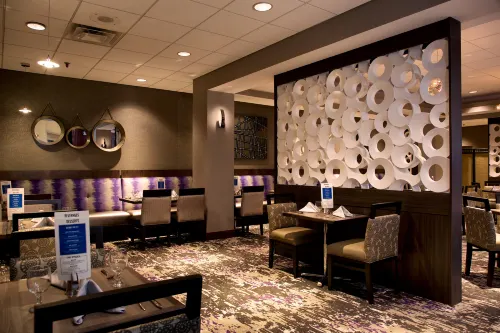 Embassy Suites by Hilton Portland Maine Restauration Photos