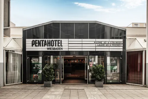 Pentahotel Wiesbaden Außen Photos