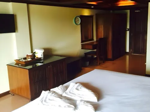 JJ Residence Rooms Photos