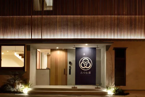 Hostel Mitsuwaya Osaka Exterior Photos