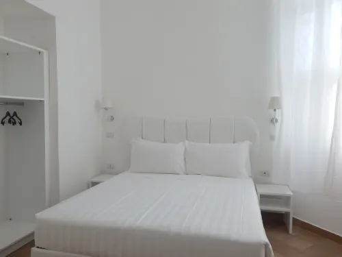 Roma Resort Colosseum Rooms Photos
