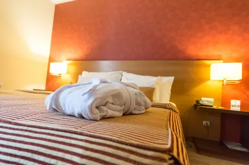 Hotel Lusitania Congress & Spa Kamar Photos