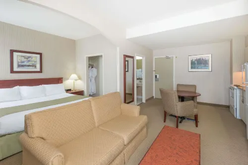 Ramada by Wyndham St. Johns Chambres Photos