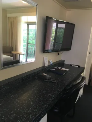 Waterview Gosford Motor Inn Rooms Photos