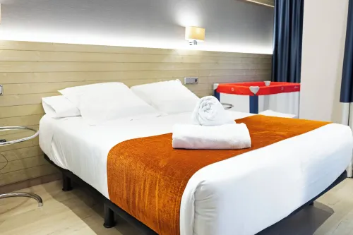 Hotel Avenida Rooms Photos