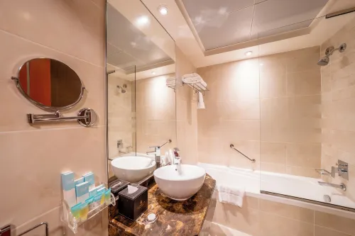 Landmark Grand Hotel Chambres Photos
