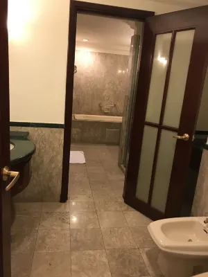 KL Bintang Suites @ Times Square Photos