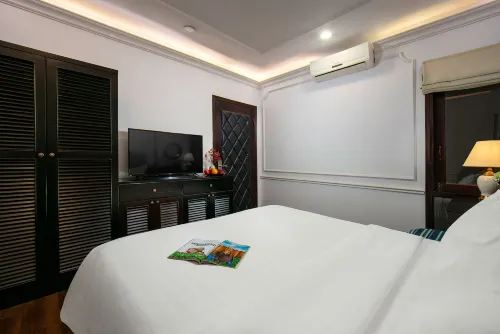 San Boutique Hotel & Travel Rooms Photos