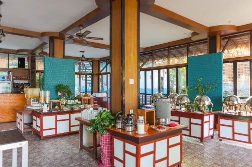 Phi Phi Long Beach Resort & Villa Dining Photos