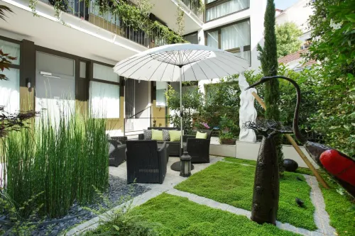 Les Jardins de Mademoiselle Hôtel & Spa Extérieur Photos