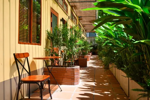 Jade Garden - Secret Courtyard in Saigon Espaces publics Photos