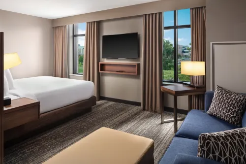 Embassy Suites by Hilton South Bend at Notre Dame Rooms Photos