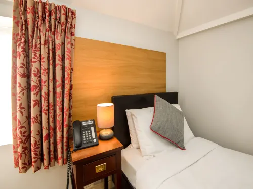 The Regency, Clifton Bristol by Belvilla Rooms Photos