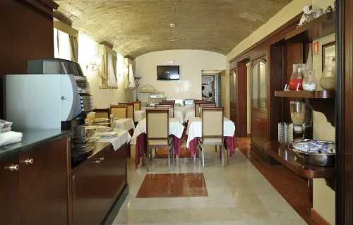 Aurelius Art Gallery Hotel Dining Photos