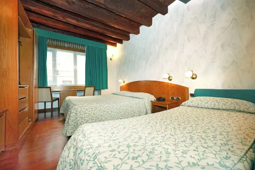 Hotel Corot Camere Photos