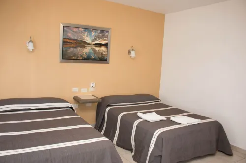 Hotel Cervantino Rooms Photos