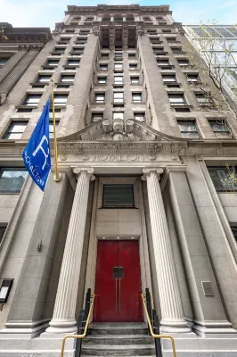 Royalton New York Exterior Photos