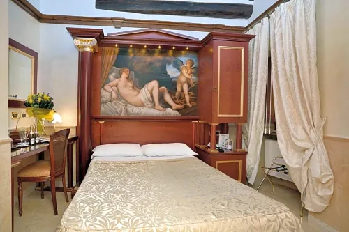 Hotel Pantheon Photos