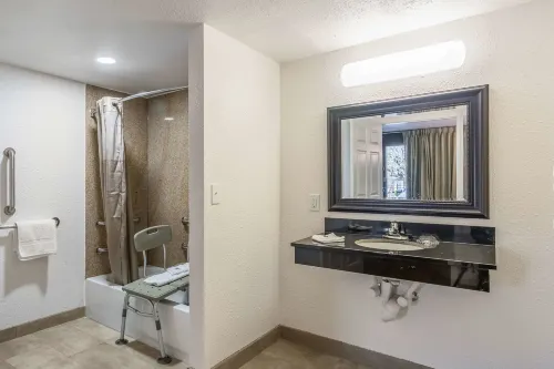 Motel 6 Little Rock, AR - West Photos