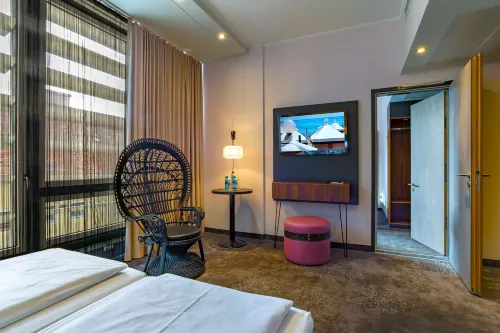 Elaya Hotel Munich City Rooms Photos