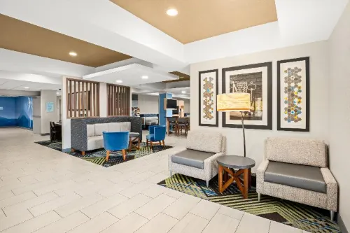 Holiday Inn Express & Suites Marysville À proximité de l'hôtel Photos