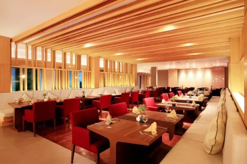 Phuket Graceland Resort and Spa Dining Photos