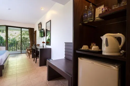 Patong Lodge Hotel Phuket Rooms Photos