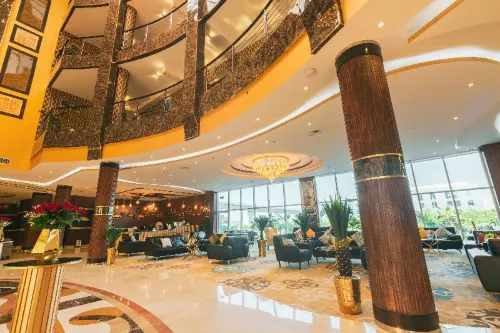Golden Ship Hotel À proximité de l'hôtel Photos