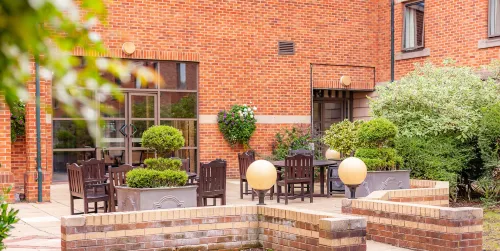 Cedar Court Bradford Hotel Exterior Photos
