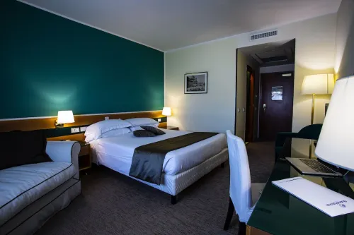 BV Hotel Oly Номера Photos